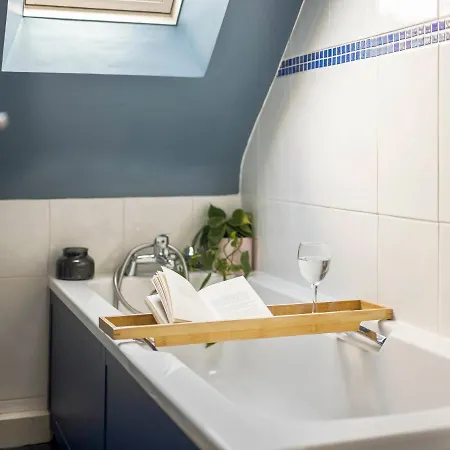 The Loft - A Stylish Holiday Property In Weymouth With Sea View And Parking Exterior photo