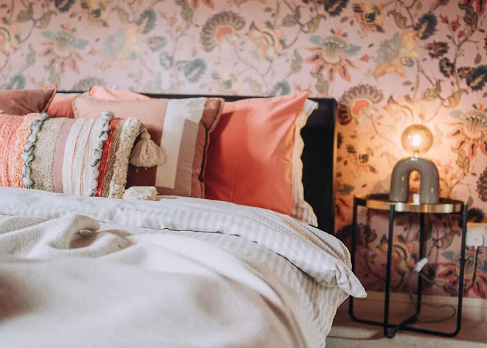The Loft - A Stylish Holiday Property In Weymouth With Sea View And Parking