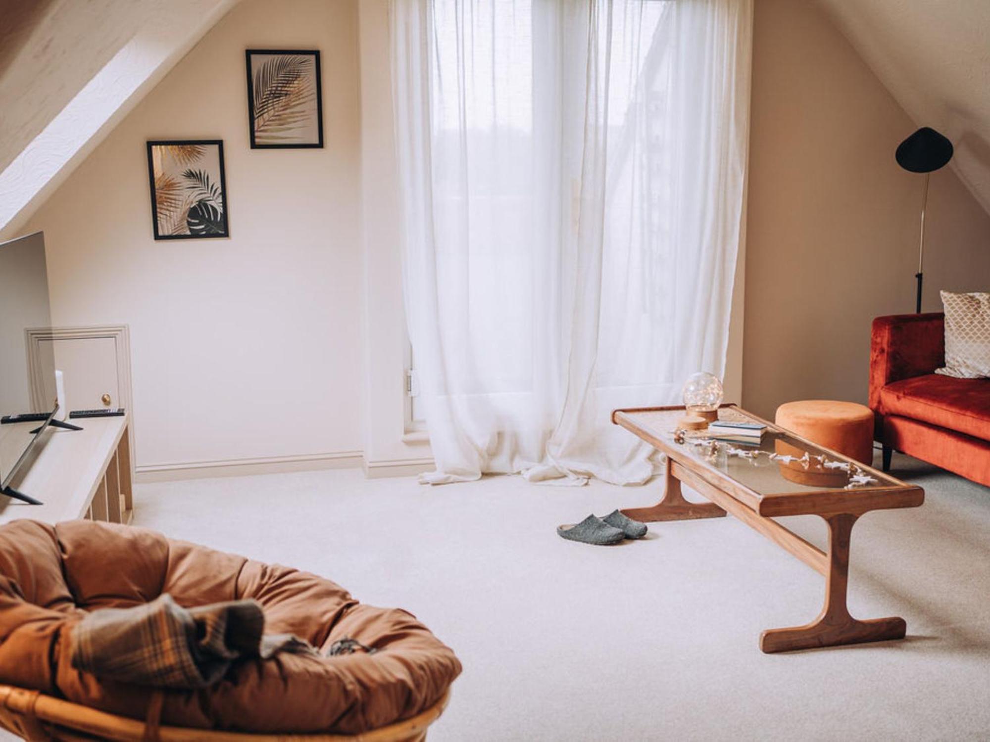 The Loft - A Stylish In With Sea View And Parking